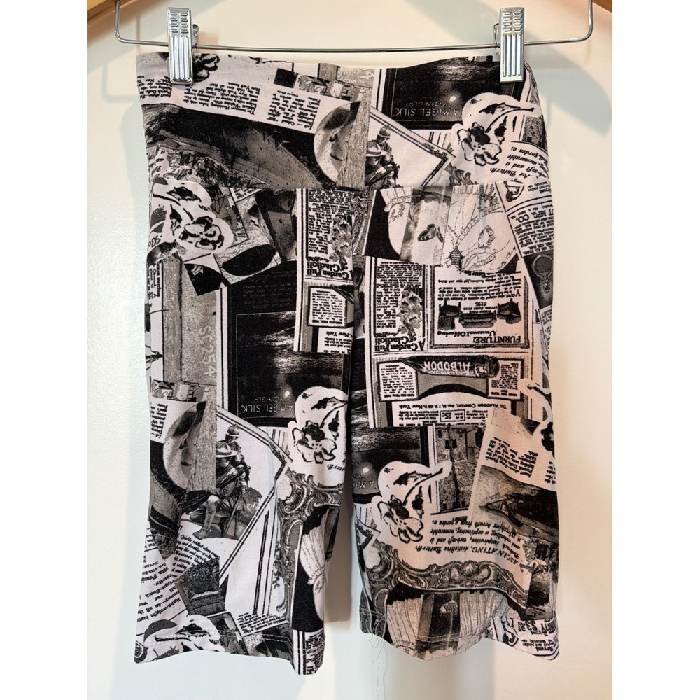No Comment NY LA Newspaper Print Bike Shorts Black White Y2K RKS20292 Medium